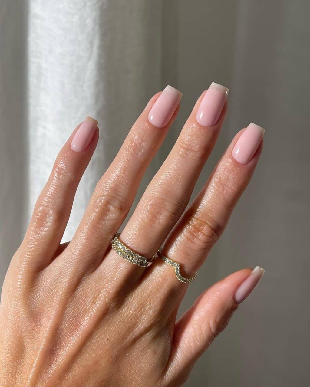 bộ nail màu nude tự nhiên